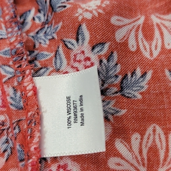 St John's Bay Boho Open Shoulder Top Size Large - Picture 7 of 7